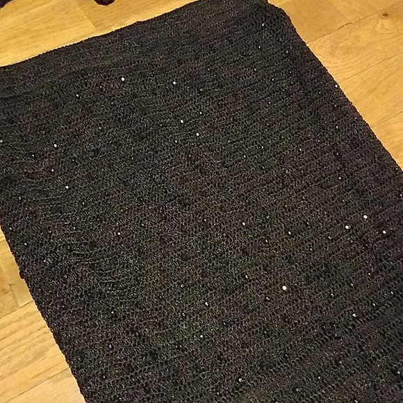 2 piece top and skirt - Picture 5 of 8